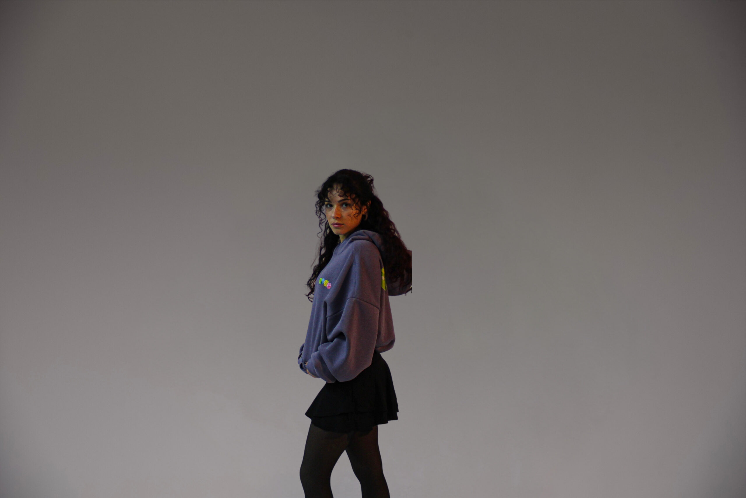 Your paragraph text (38) DICE HOODIE BERRY - Image 3